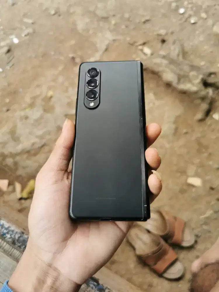 Samsung galaxy zfold3 12/512