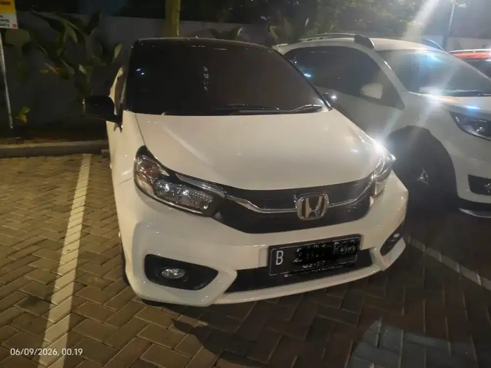 HONDA BRIO SATYA 2022 PUTIH – KM 28 RIBU – PAJAK MARET 2027