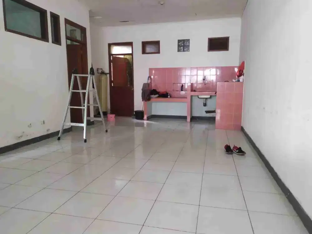 disewakan rumah siap huni di Cibaduyut