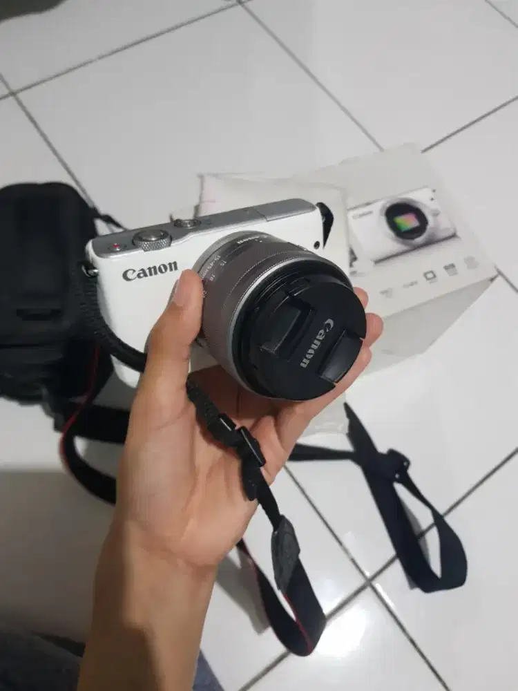 Kamera Mirrorless Canon EOS M10