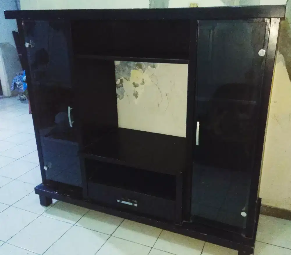 Lemari Buffet (Furniture)