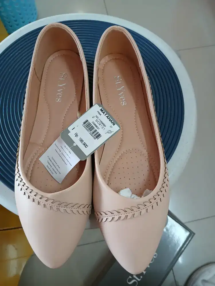 Sepatu flat shoes wanita
