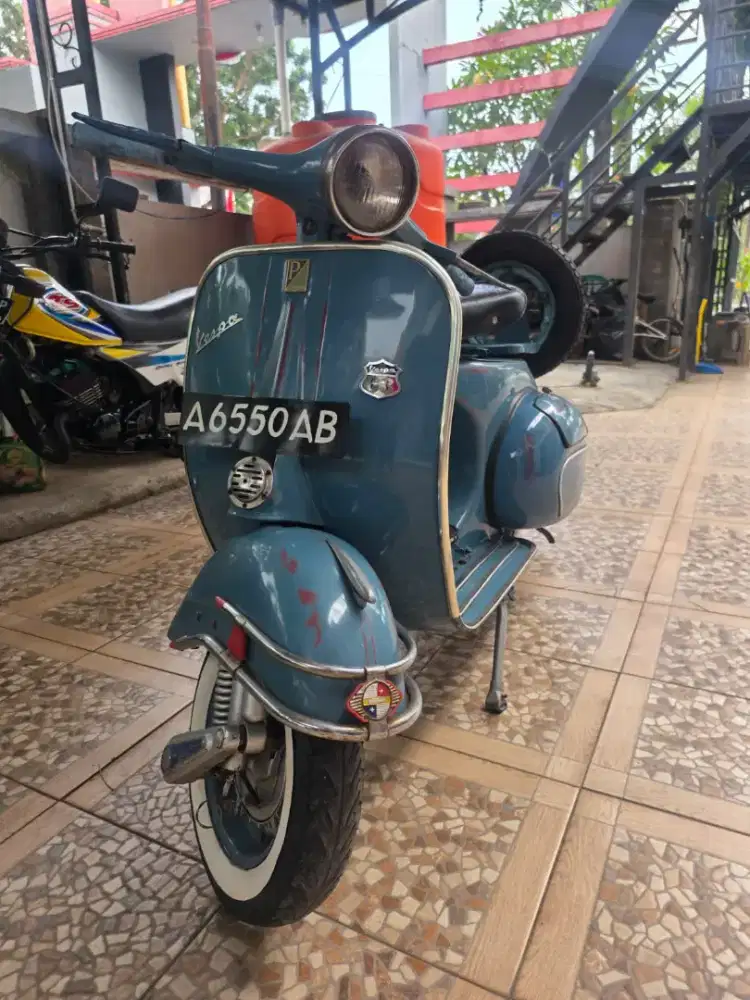 Vespa vbb 1965 Full Papper Colletor Item