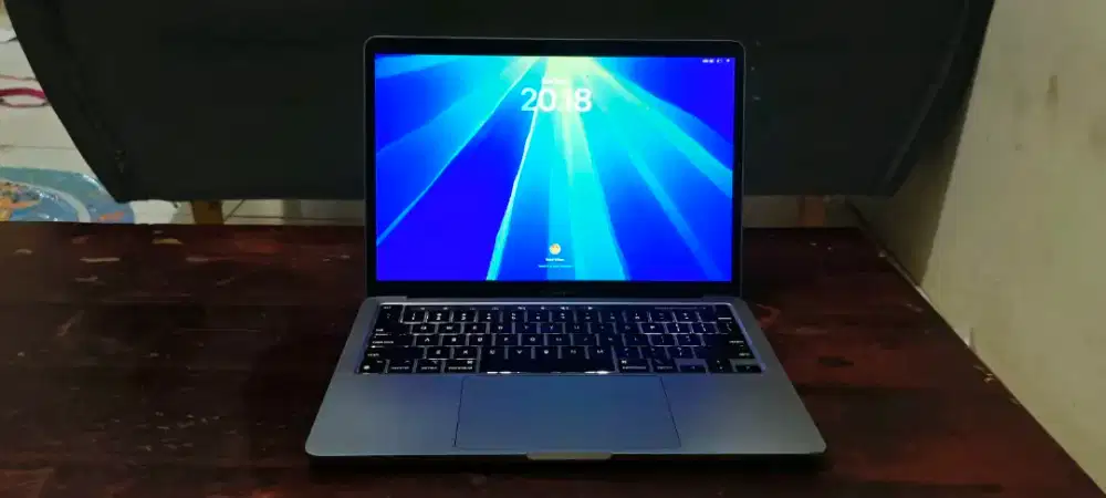 MAC BOOK PRO M1
