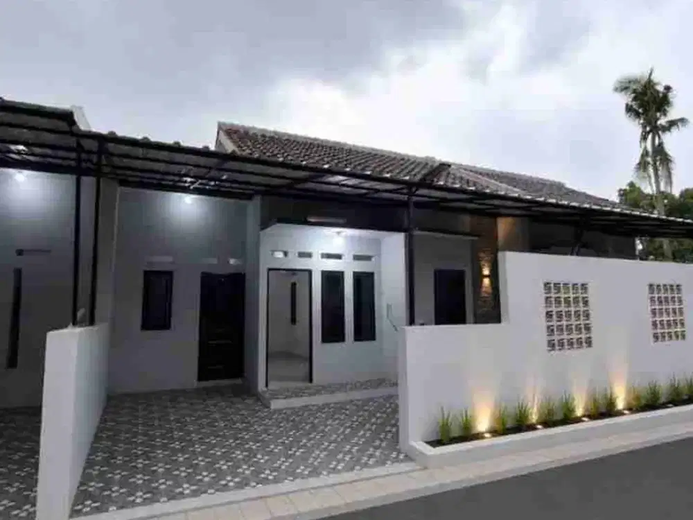 Lokasi pinggir jalan.. harga 200 juta an..