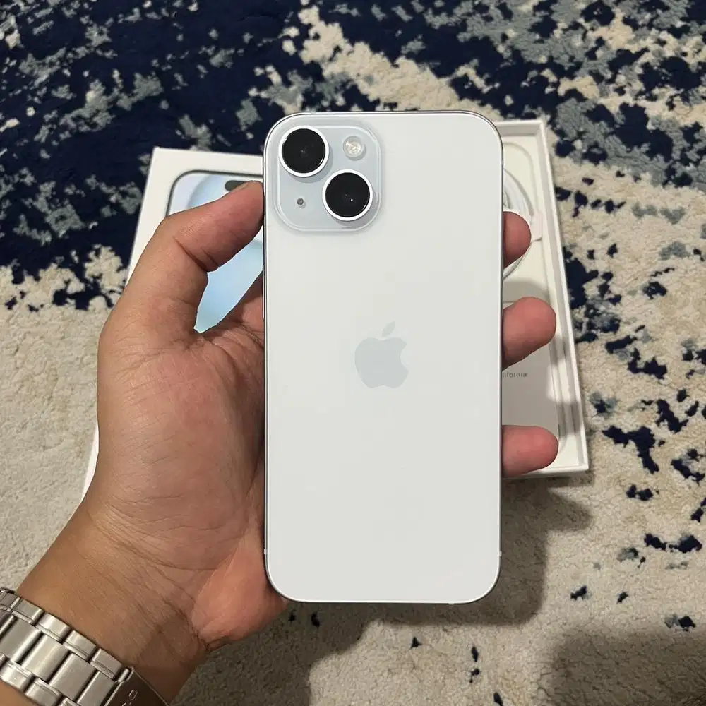 iPhone 15 128gb blue