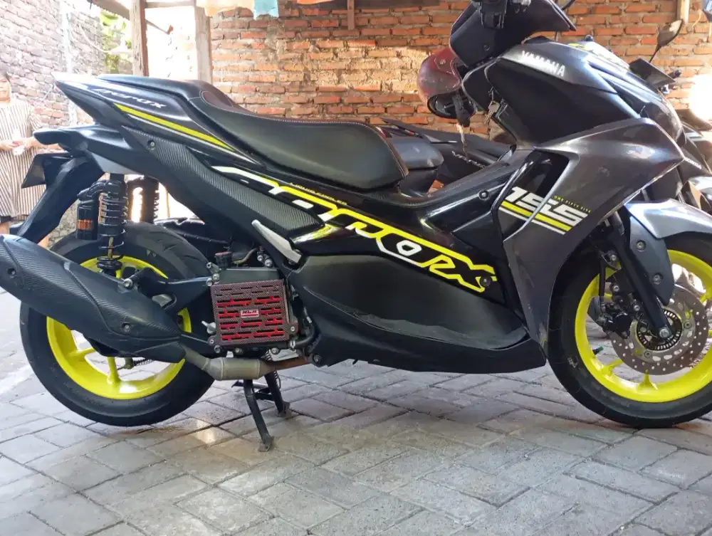 Jual motor bekas areox 2022