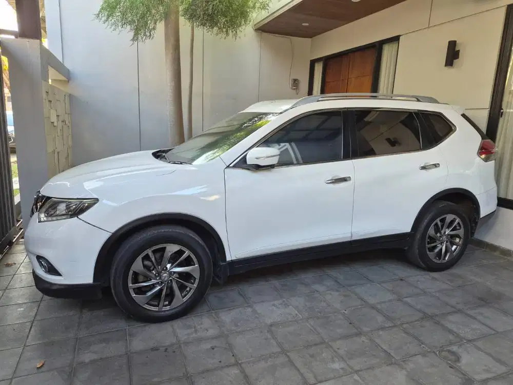nissan x-trail (2015) 2.5 T32 Bensin-AT