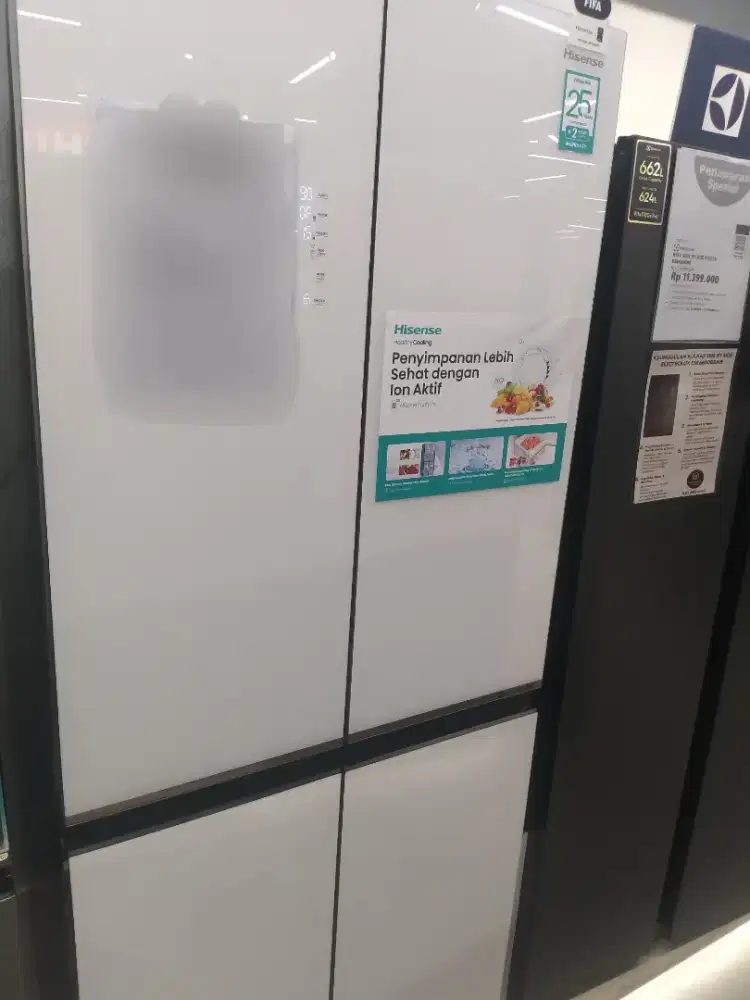 Hisense kulkas MultiDoor / 4 Pintu 555 Liter RQ662N4IWU 2026