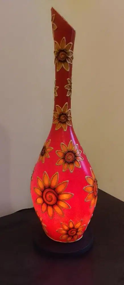 Lampu hias akrilik