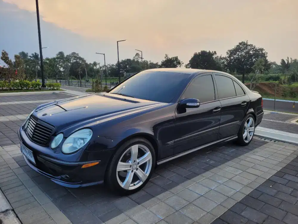 Mercedes Benz E320 Elegance W211 CBU 2003