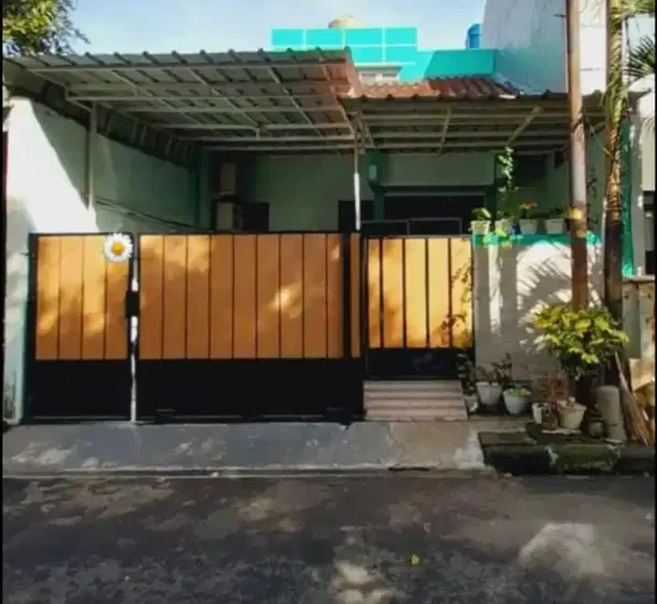 DISEWAKAN RUMAH METLAND MENTENG NON CLUSTER JAKARTA TIMUR