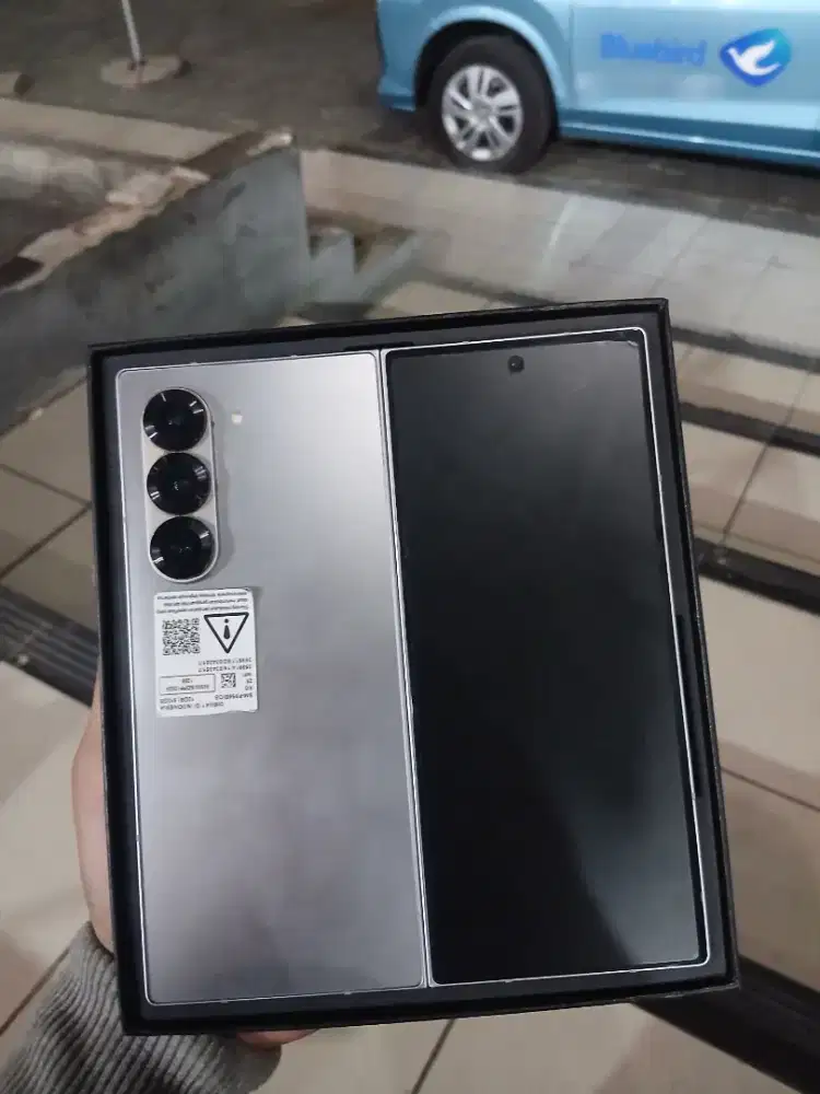 SAMSUNG FOLD 6 12/512