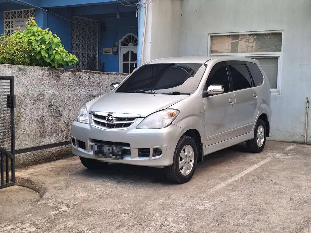 Toyota Avanza 2011 Bensin