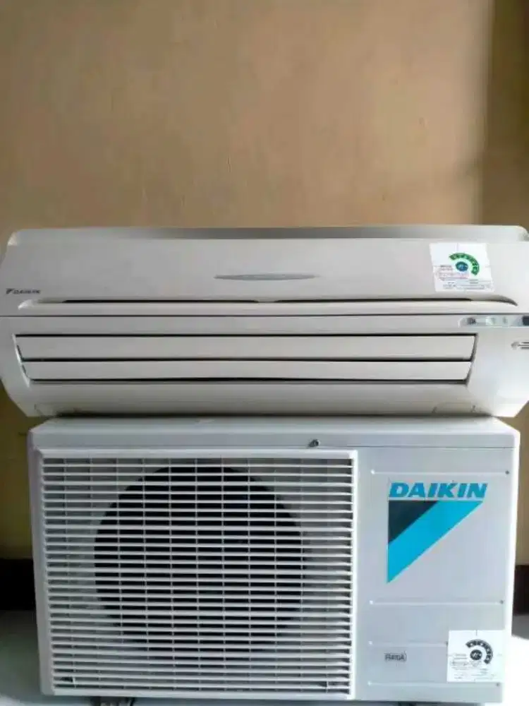 Daikin Thailand inverter 1pk