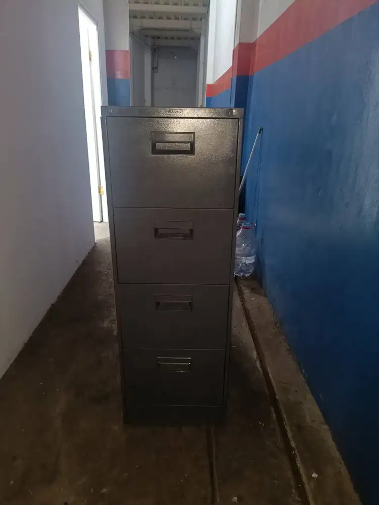 Filling Cabinet 4 Laci