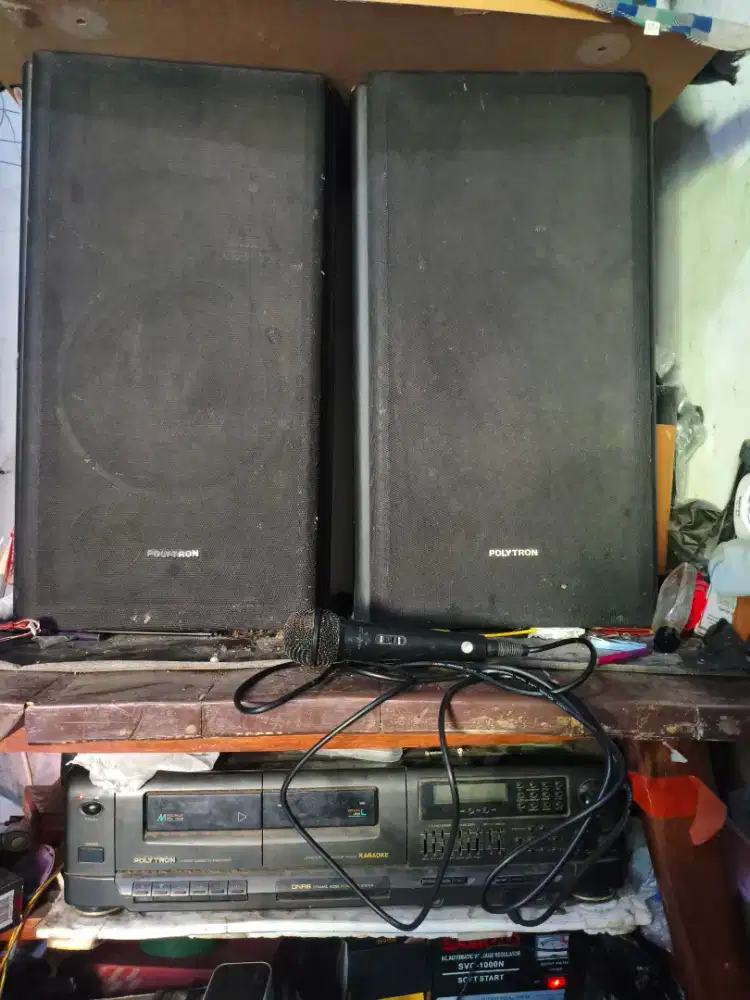 Tape Deck Polytron Set Salon 10 inc Bawaan