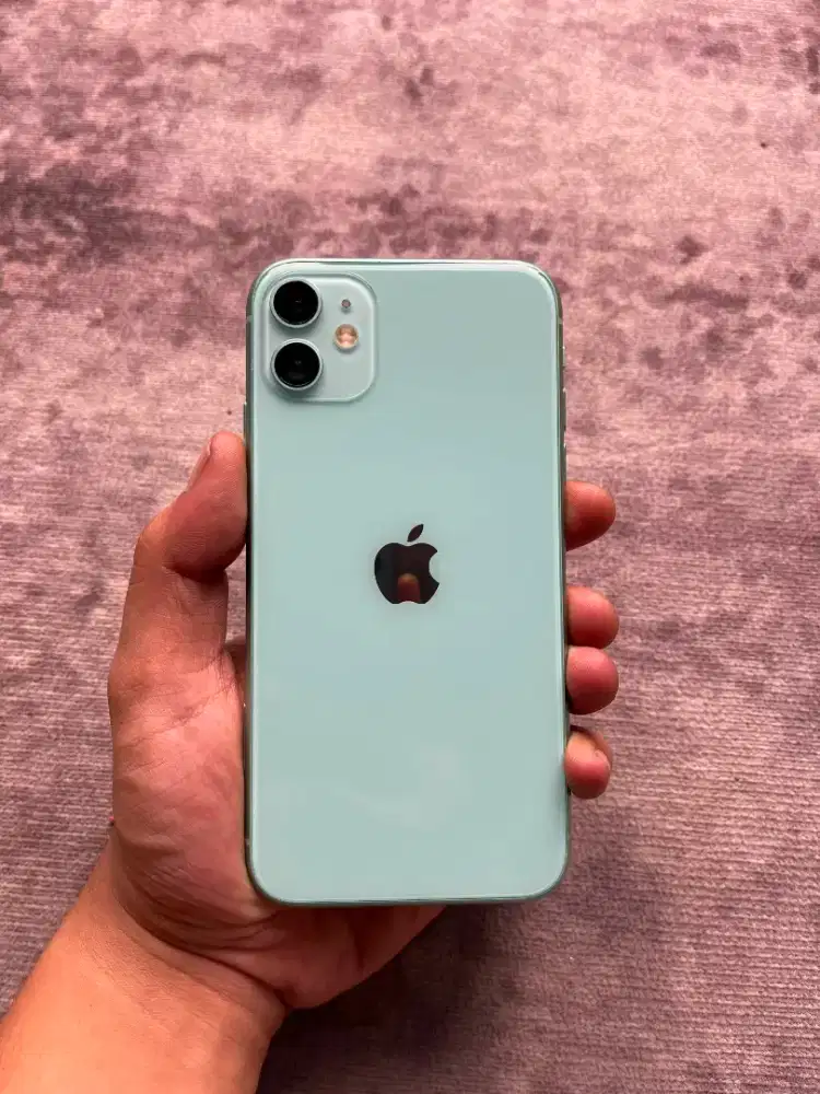 Dijual iPhone 11 128GB Warna Tosca All Operator
