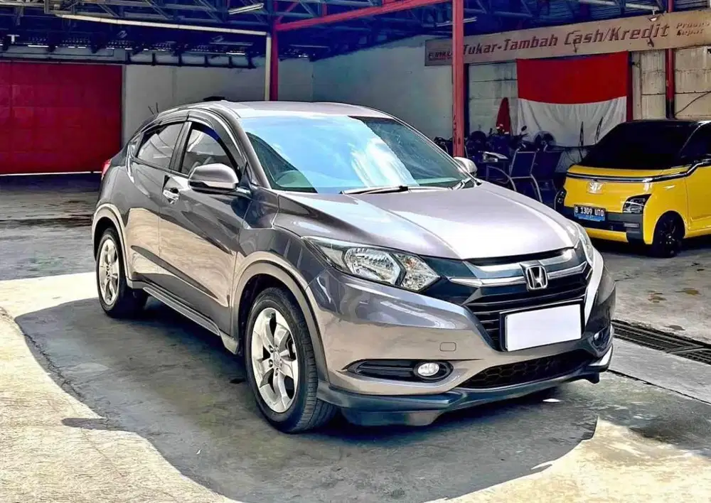 LOW KM PAJAK PANJANG Honda HRV E AT 2016 Istimewa Condition