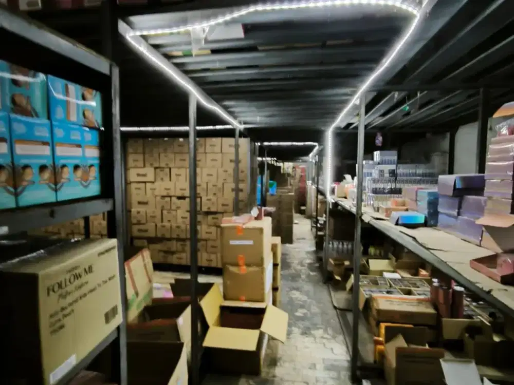 Kantor dan Gudang Kopo Bihbul