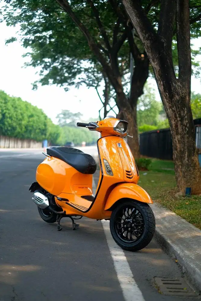 PIAGIO VESPA MATIC SPRINT 150 3VIE TAHUN 2014