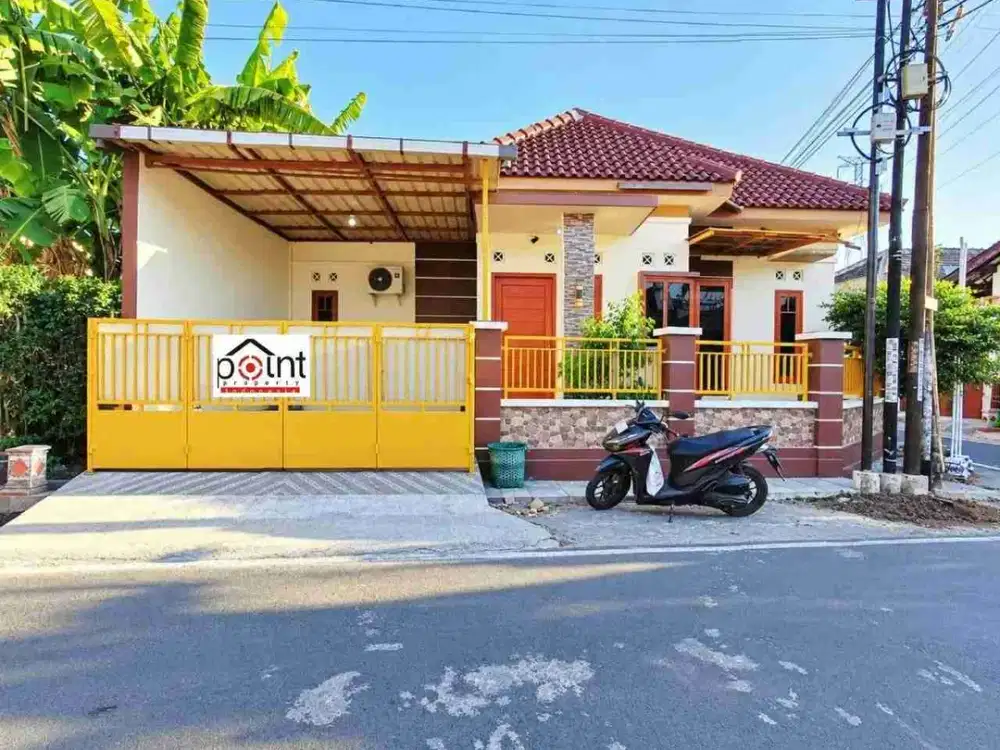 Rumah Hook Bagus Dekat GOR Manahan