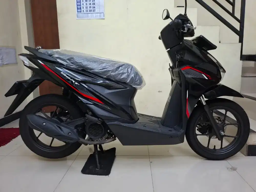 Beat CBS 2026 km 100 sepert motor baru.istimewa Bukan tahun 2025.