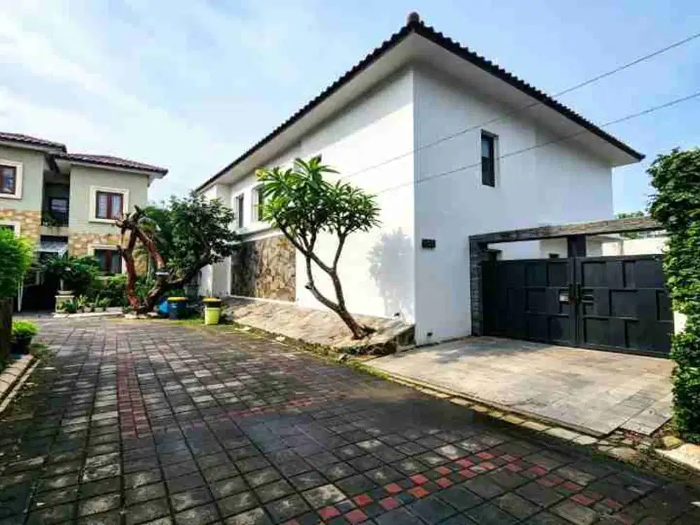 Rumah Mewah Pondok Labu Jaksel LT 360m² SHM, Townhouse, Kolam Renang