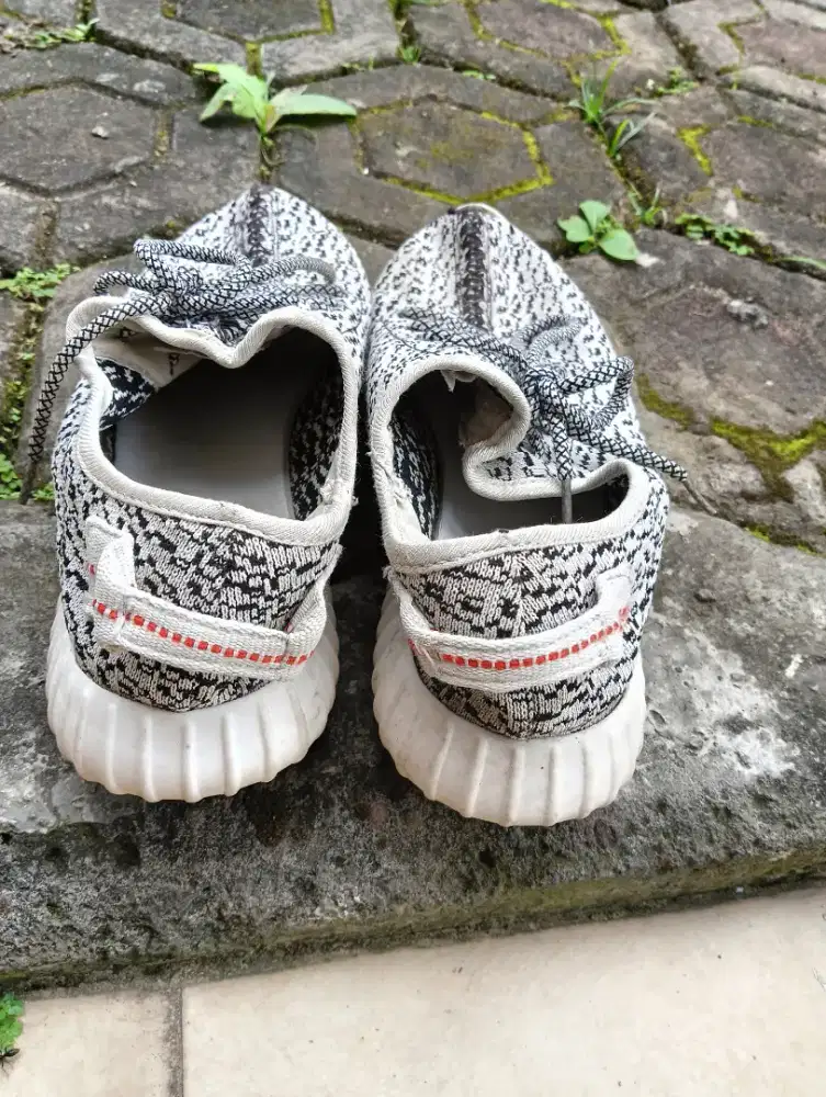Sepatu wanita Oreo motif
