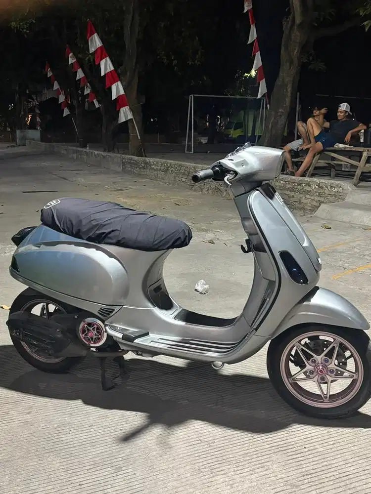 vespa s 125 iget tahun 2017
