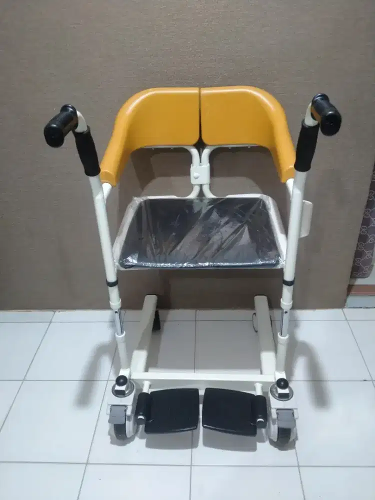 kursi roda transfer