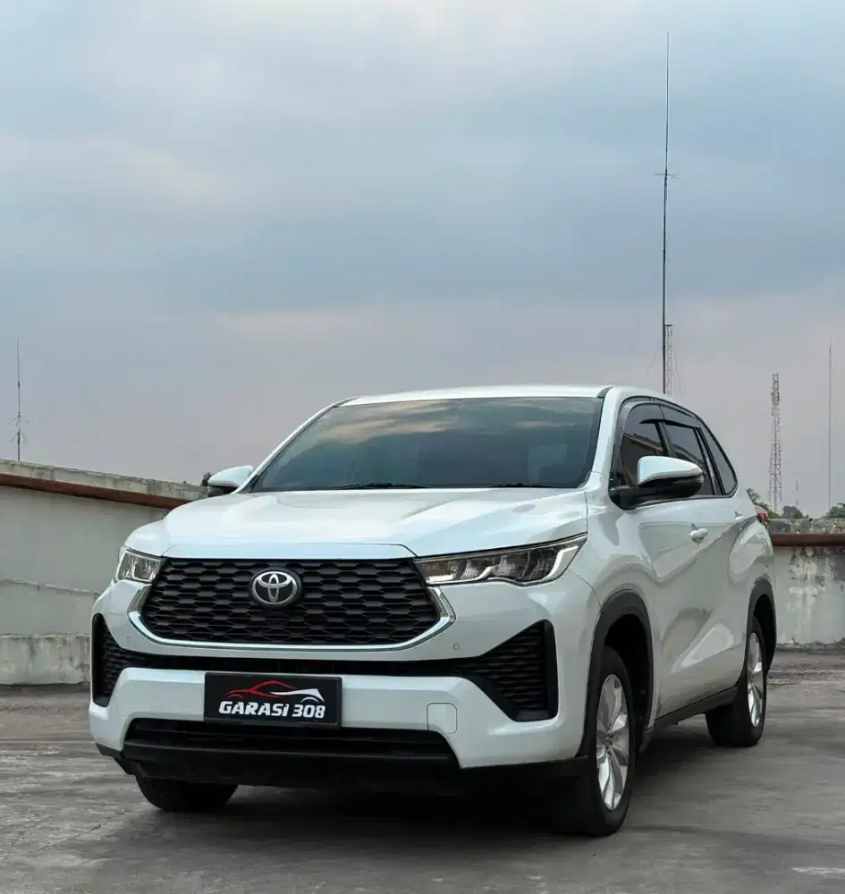 Toyota Kijang Innova Zenix 2.0 V CVT Bensin Tahun 2023 Non Hybrid