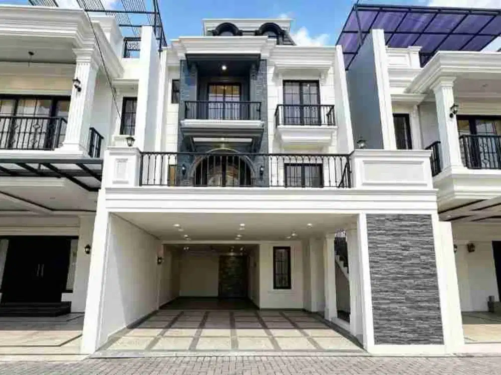 Rumah Townhouse Jagakarsa 3,5 Lantai + Rooftop LT 82m² LB 200m² SHM