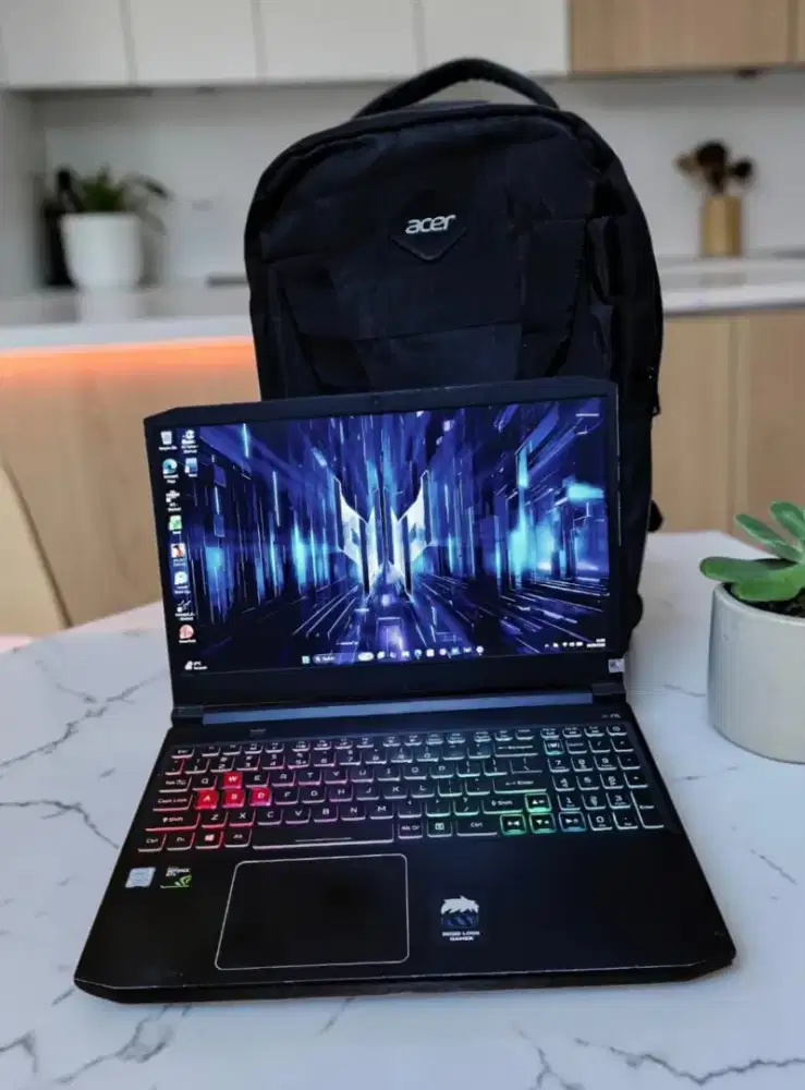 Laptop Gaming ACER TRITON GTX 1650 SSD 512Gb DUAL VGA NVIDIA
