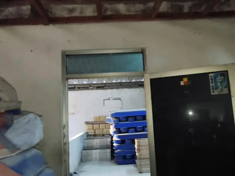 Dijual Gudang Hoek di Kawasan Pergudangan Miami Kapuk Jakarta Barat
