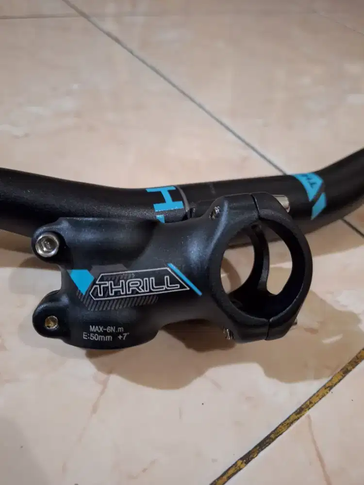 Handlebar + stem thrill