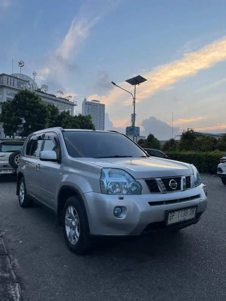 NISSAN XTRAIL 2011 METIC 2.0 (BISA TT MOTOR / MOBIL)