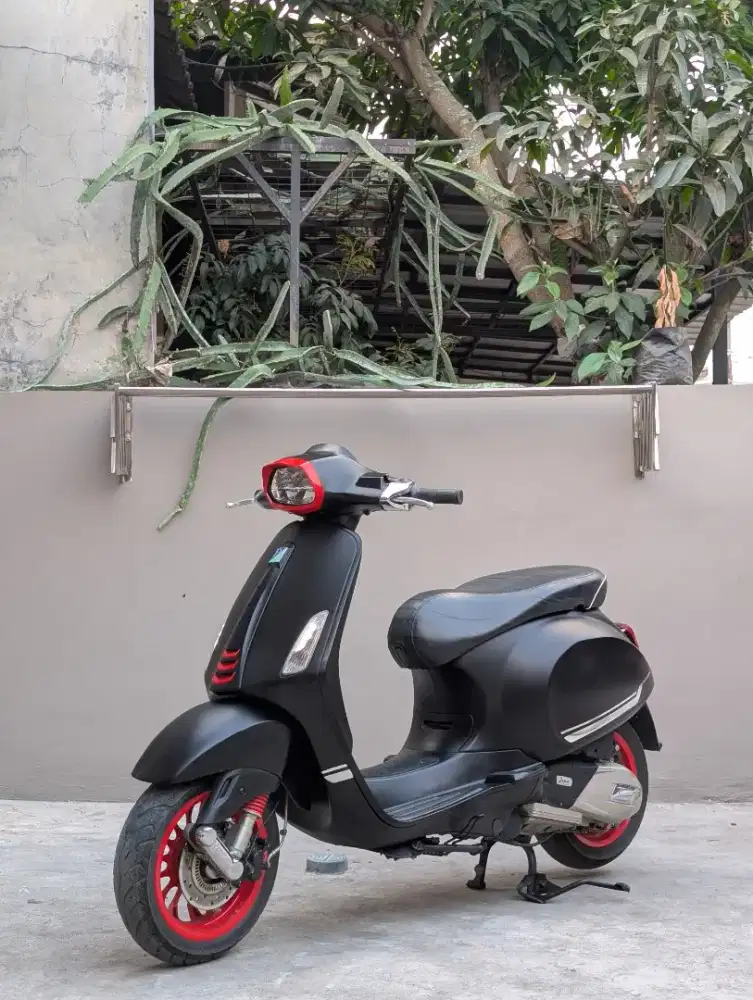 Vespa Sprint Iget ABS 2022 Surat Lengkap Pajak Aktif