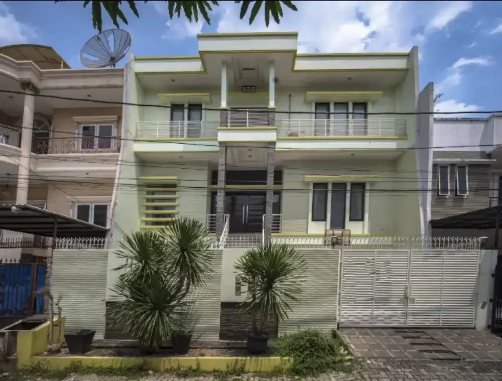 Sewa Rumah Bagus Minimalis 3 Lt
Danau Asri Sunter Jakarta Utara