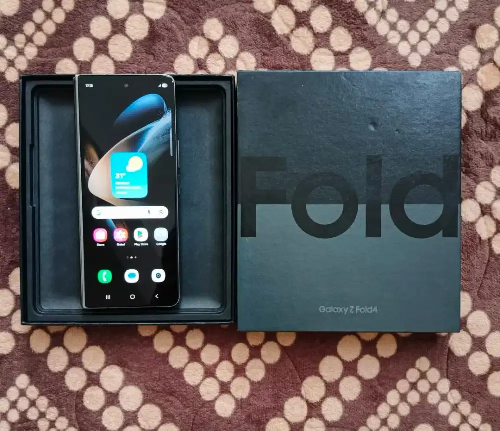 Samsung Z Fold 4 12/256 SEIN