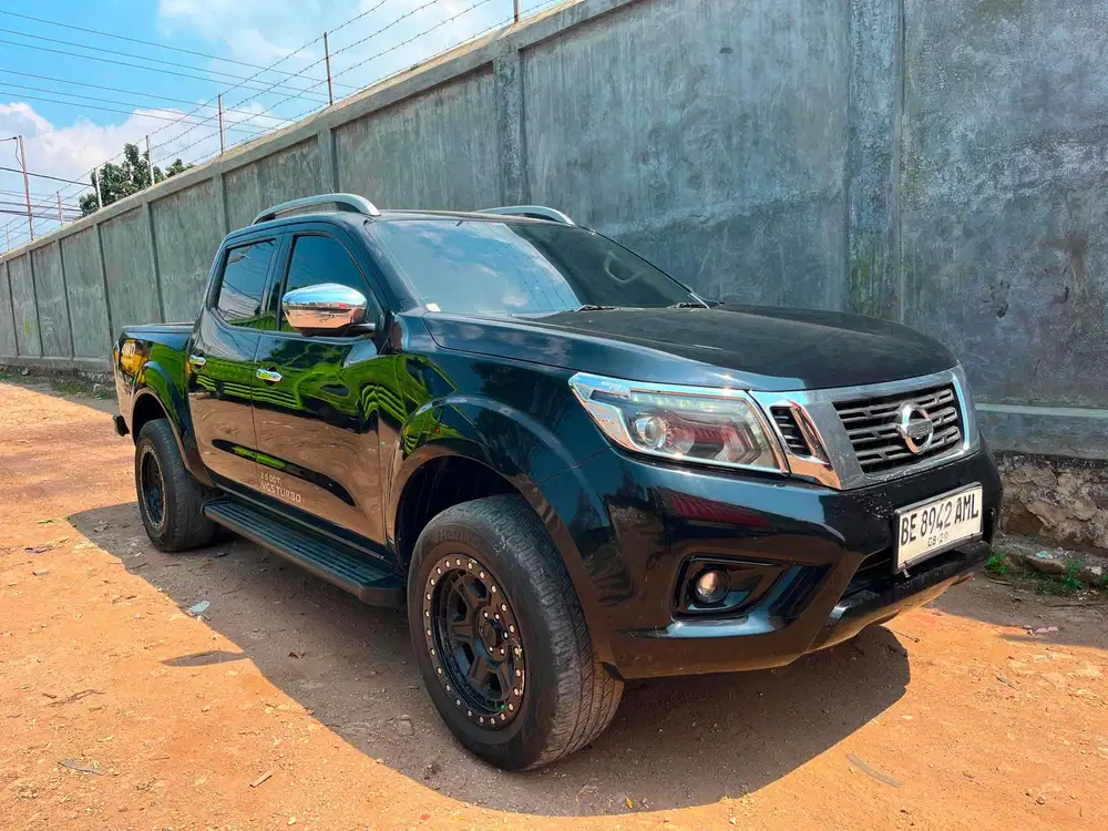 NAVARA VL 4x4 MATIC TYPE TERTINGGI