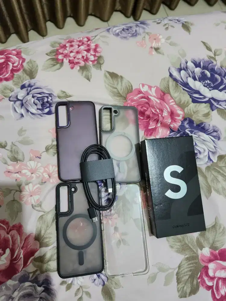 Samsung S22 white 8/256 fullset Original