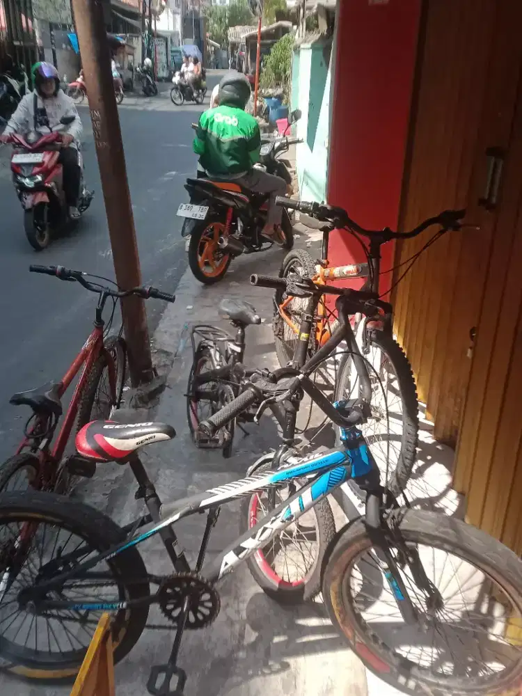 Sepeda diobral tinggal pakai