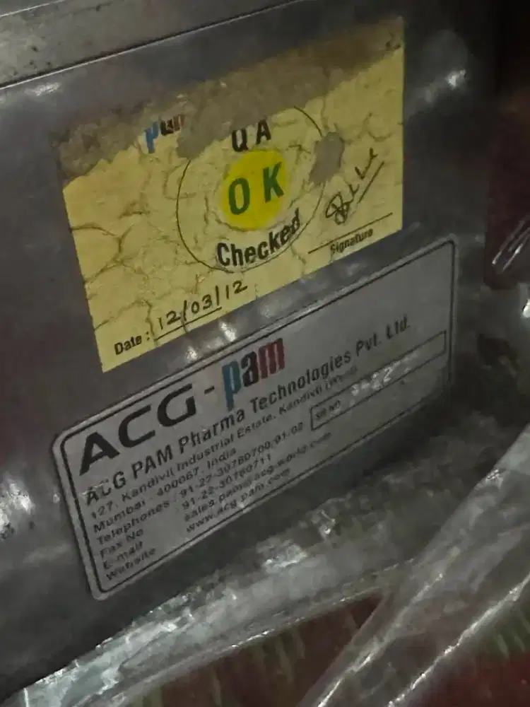 Mesin kapsul farma