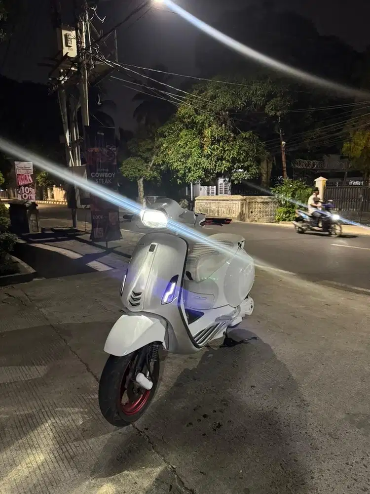 Vespa primavera convert batok sprint