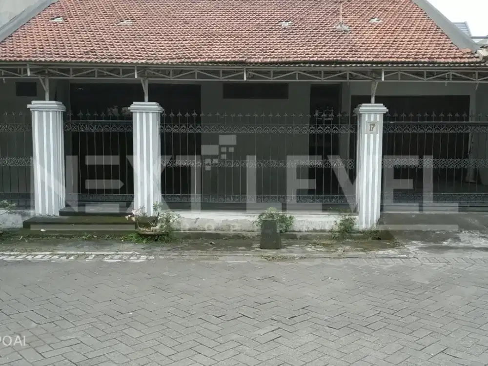 Dijual Rumah di raya Tenggilis, Surabaya