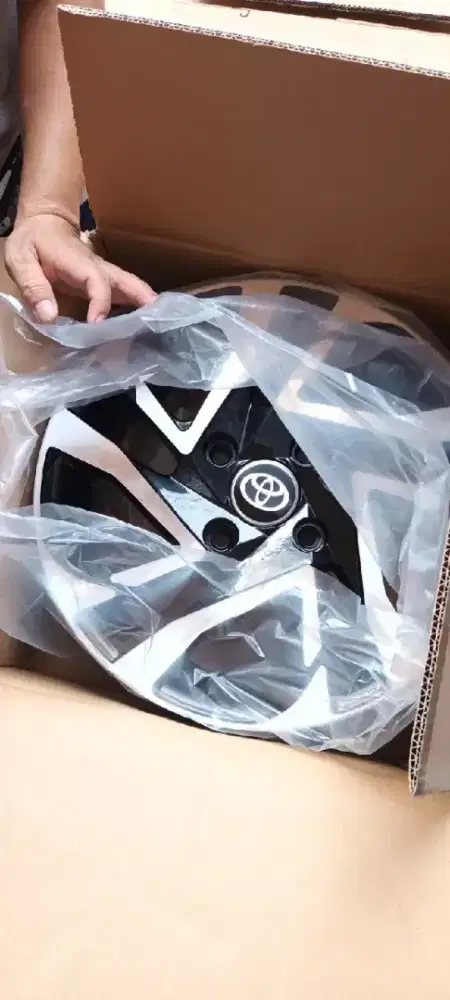 Ring 15 untuk Toyota Avanza , Veloz , calya dll