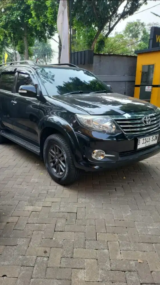Fortuner 2015 G AT bensin Dijual istimewa siap pakai