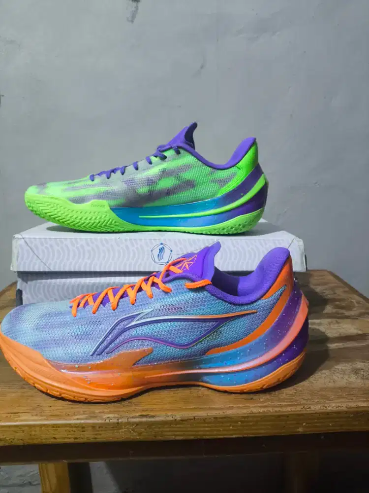 Lining Liren 5 V2 Low Over Mountain, Size 46 1/3, Like New