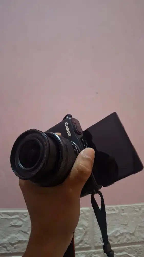 Jual Camera Mirrorless Canon M10